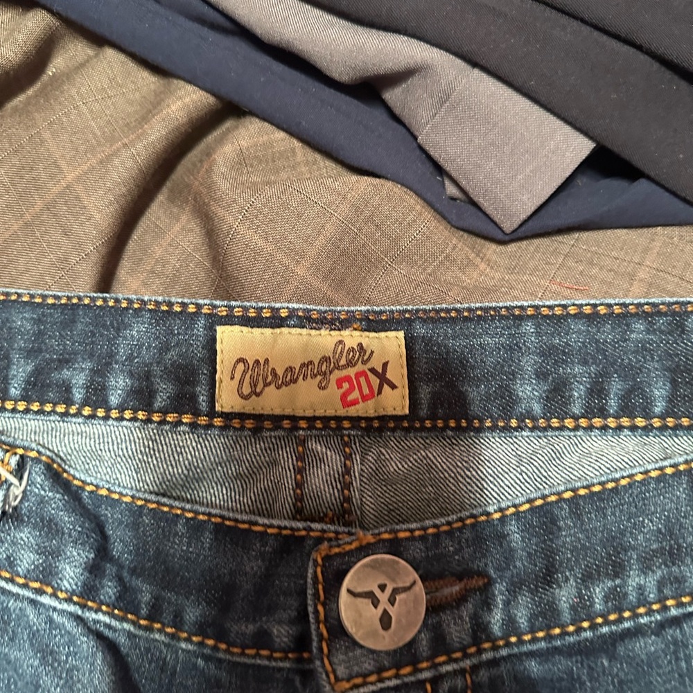 Wrangler 20X Dark Blue Jeans - Picture 3 of 11